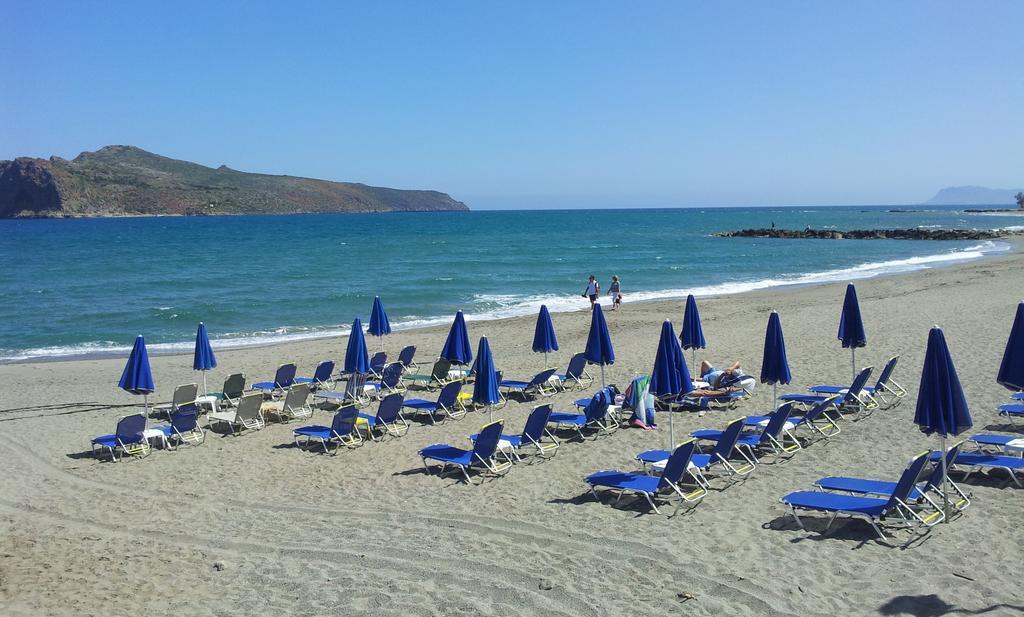 Nicolas Studios & Apartments Agia Marina Екстериор снимка